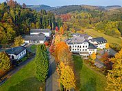 Luftbildaufnahme Hotelanlage - Dorint Parkhotel Siegen